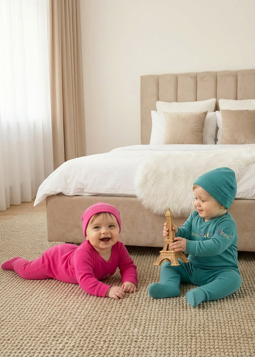 Fuchsia Global Dreamer Footie set