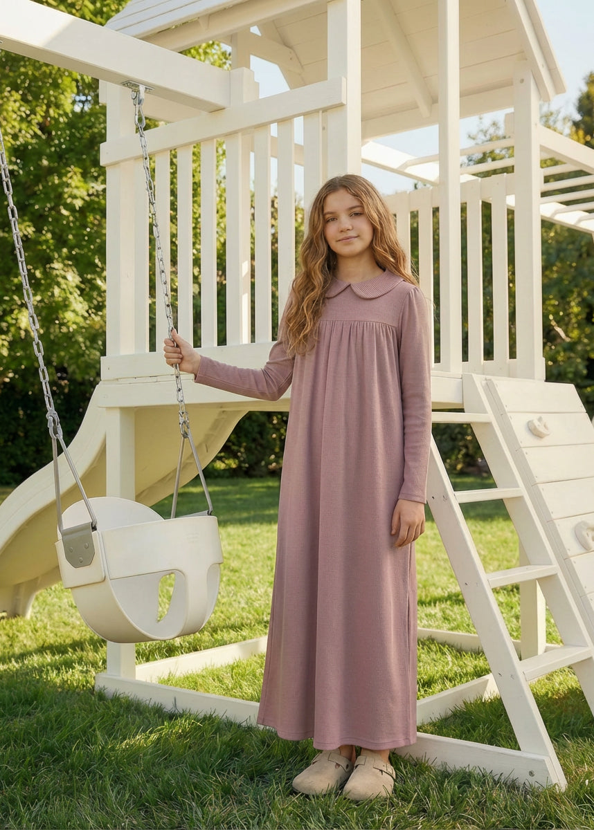 Mauve Classic Collar Nightgown